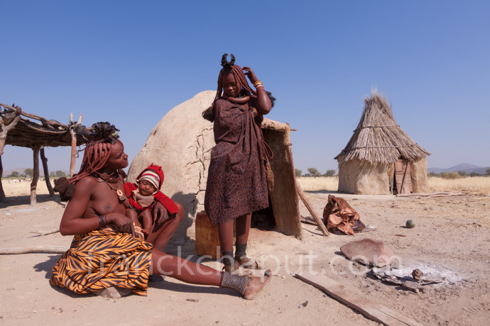 45 - Himbas